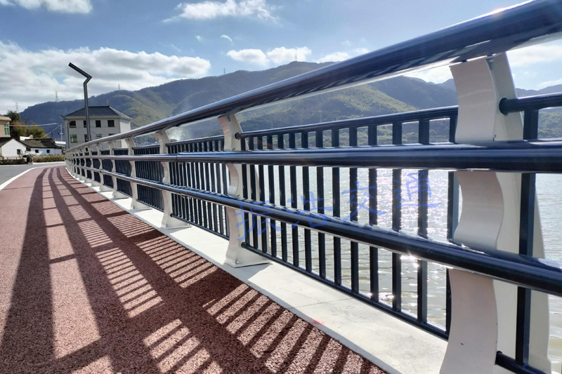 Parapet de pod