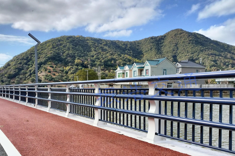 Parapet de pod